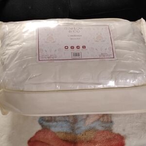 White Comforter - Queen